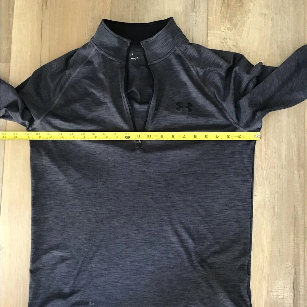 Under‎ Armour Dark Gray Long Sleeve Pullover